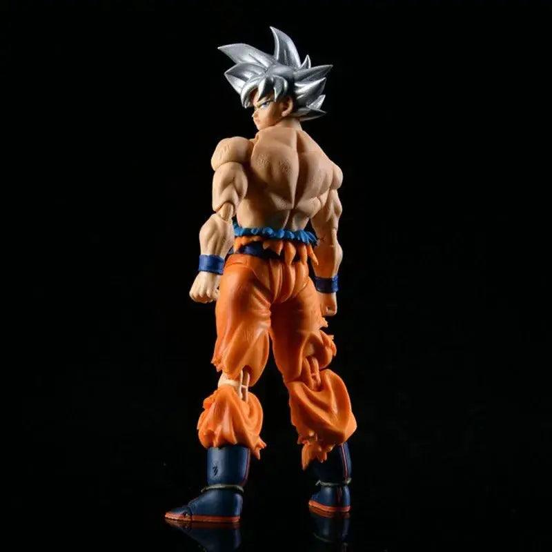  Ultra Instinct Goku PVC Figure 16cm White Hair -  ToylandEU™