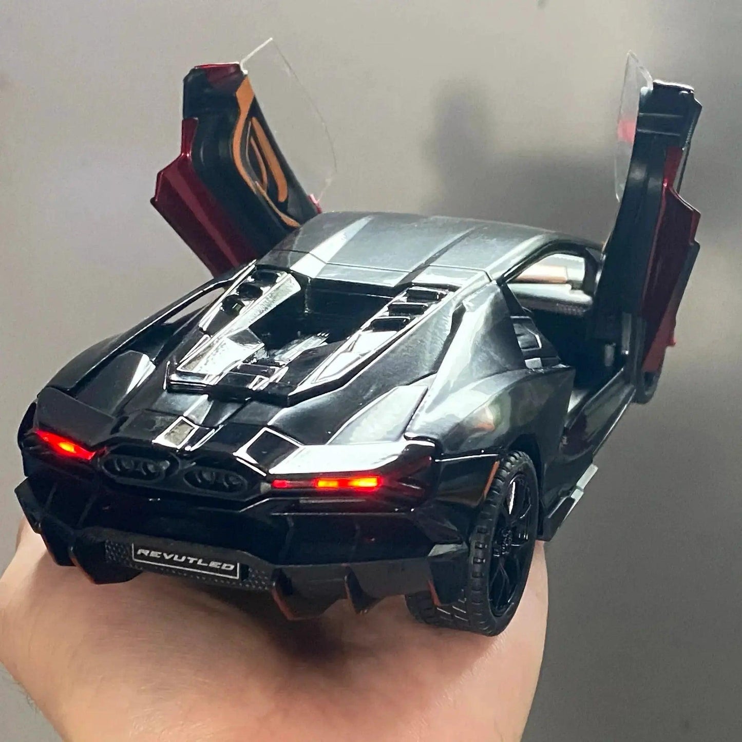 Ultra Realistic Diecast Car 1 24 Scale Model Toyland EU -  ToylandEU™
