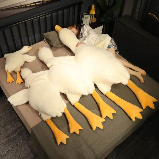 Ultra-Soft Giant Duck Plush Toy - Cozy Comfort for All Ages! - ToylandEU