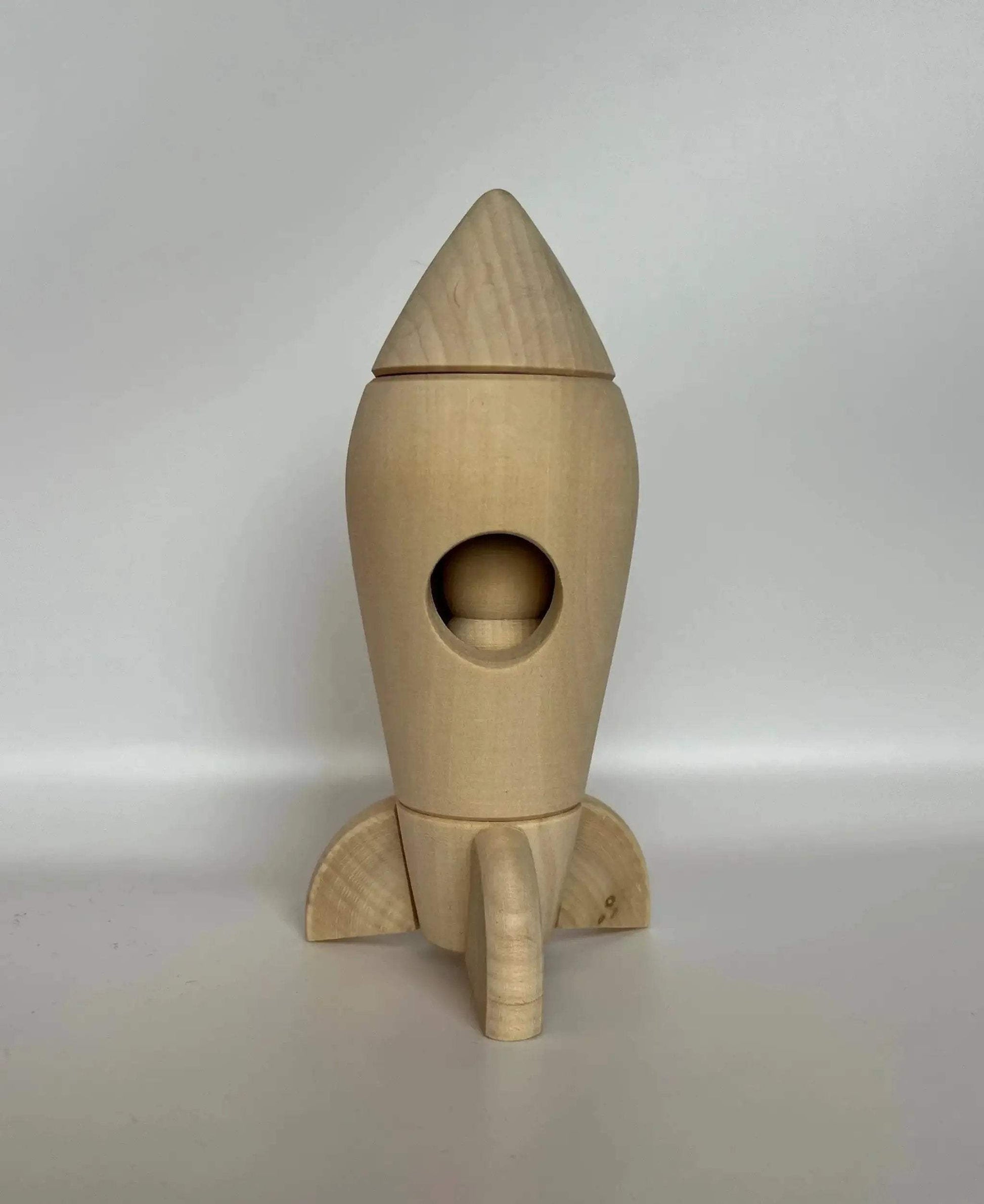 Unfinished Wooden Rocket Ship With Astronaut Figurine - ToylandEU