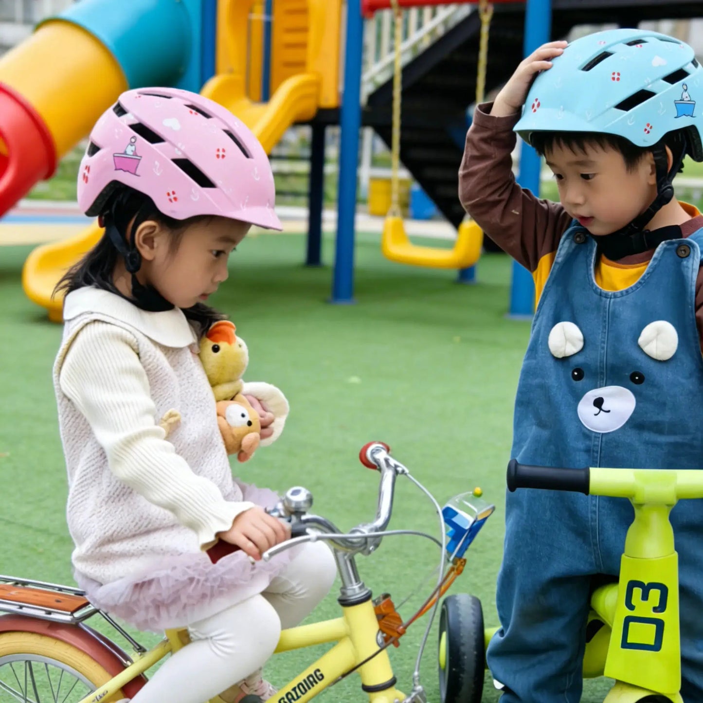 Unisex Kids Bike Helmet Safety With Adjustable Fit - ToylandEU