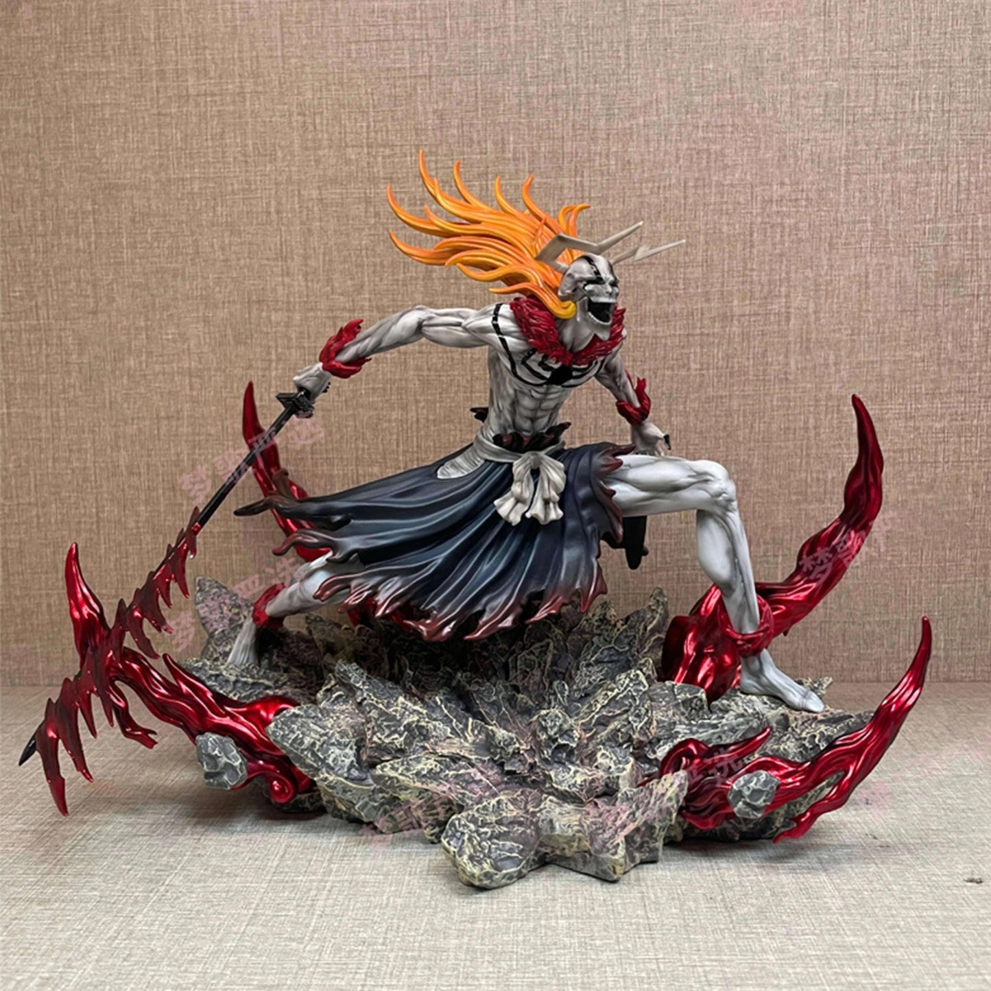 Vasto Lorde Ichigo Figure Deluxe Edition
