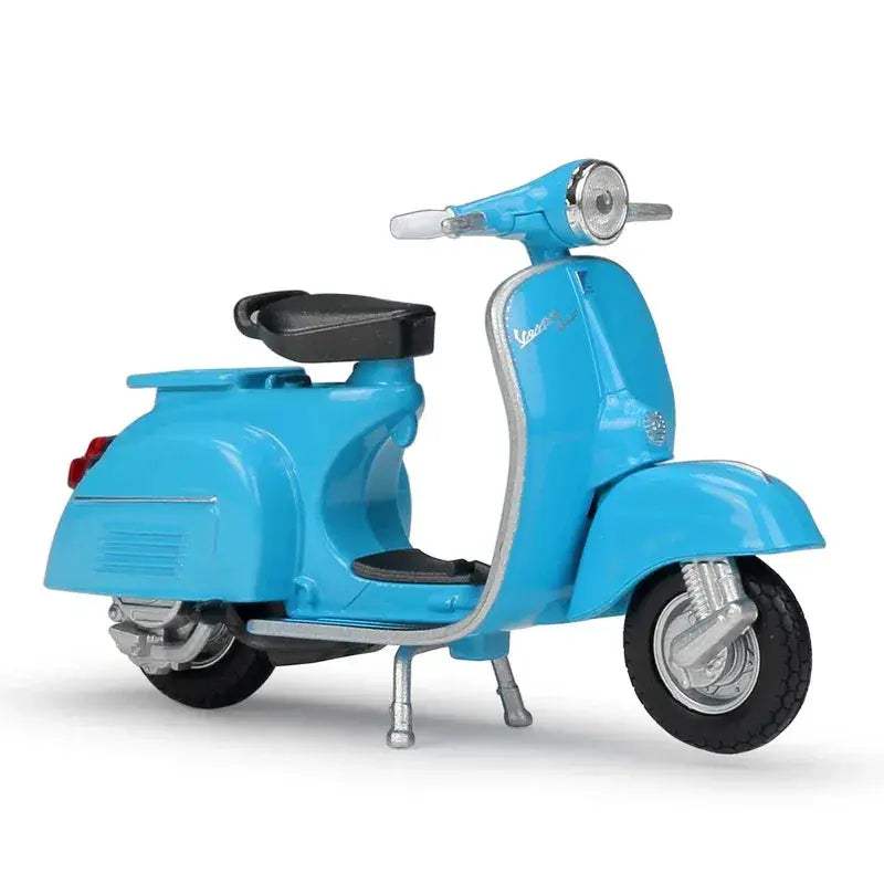 Vespa Diecast Model 1 To 18 Scale With Rotating Wheels - ToylandEU