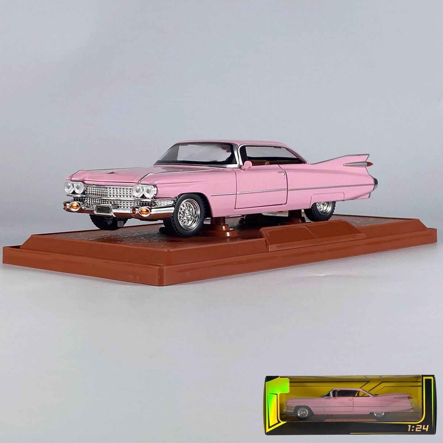 Vintage Diecast Car With Sound And Light For Collectors - ToylandEU