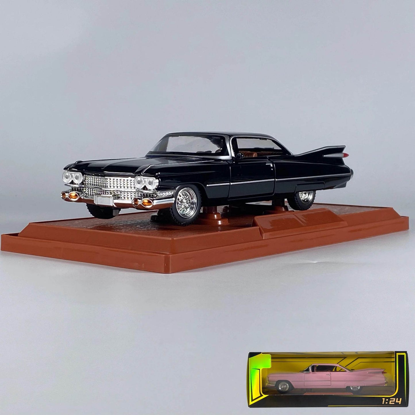 Vintage Diecast Car With Sound And Light For Collectors - ToylandEU