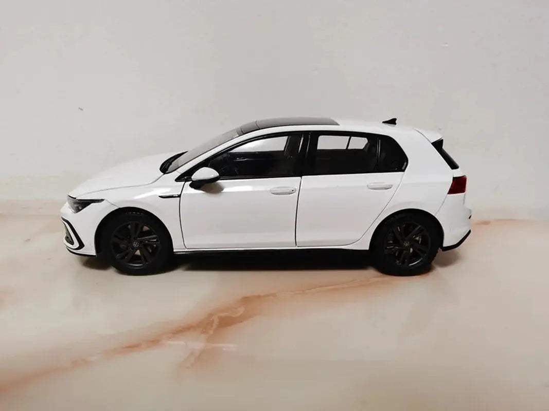 Volkswagen Golf 8 R Line Diecast 1 To 18 Collectible - ToylandEU