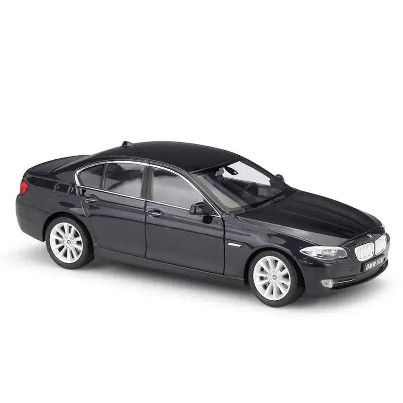 WELLY BMW 1 24 Diecast 535i Model Car Collectible - ToylandEU