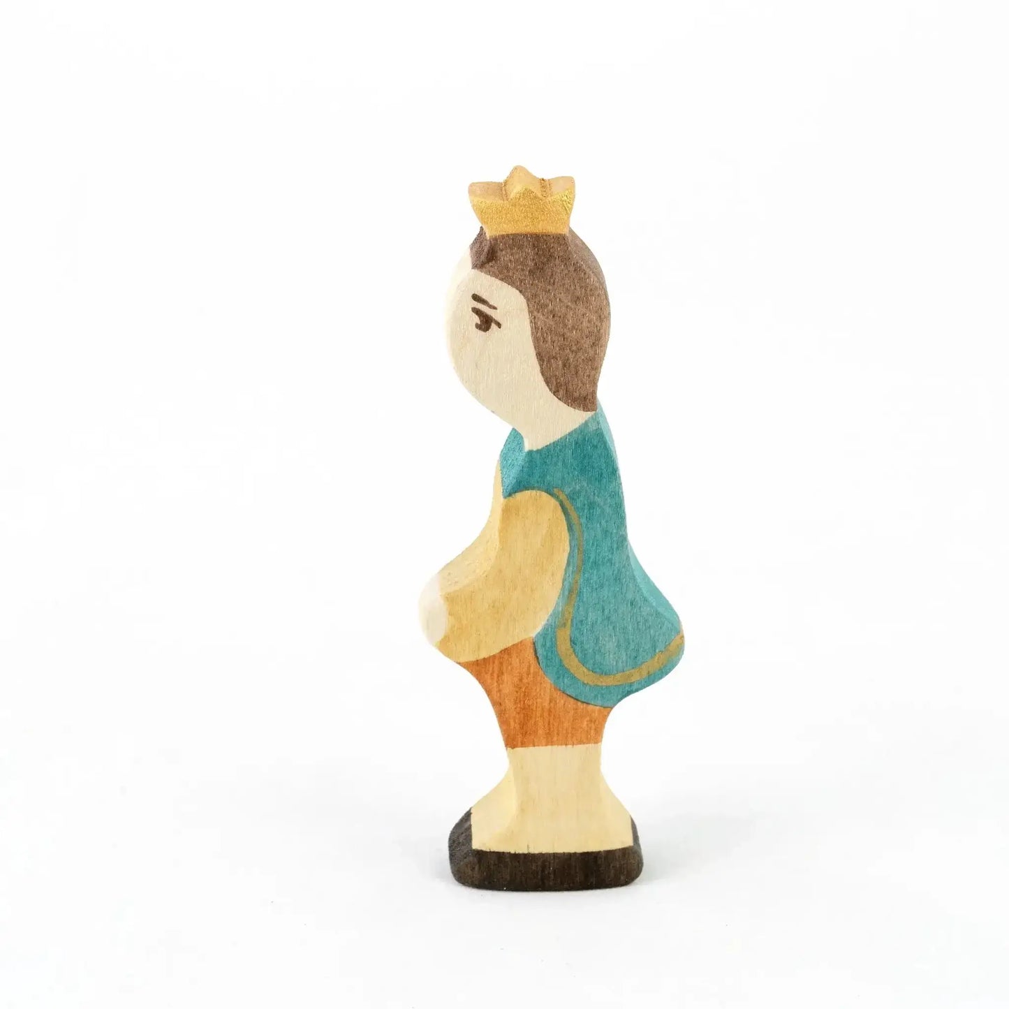 Waldorf Wooden Prince and Princess Figures Handcrafted for Imaginative Play - ToylandEU