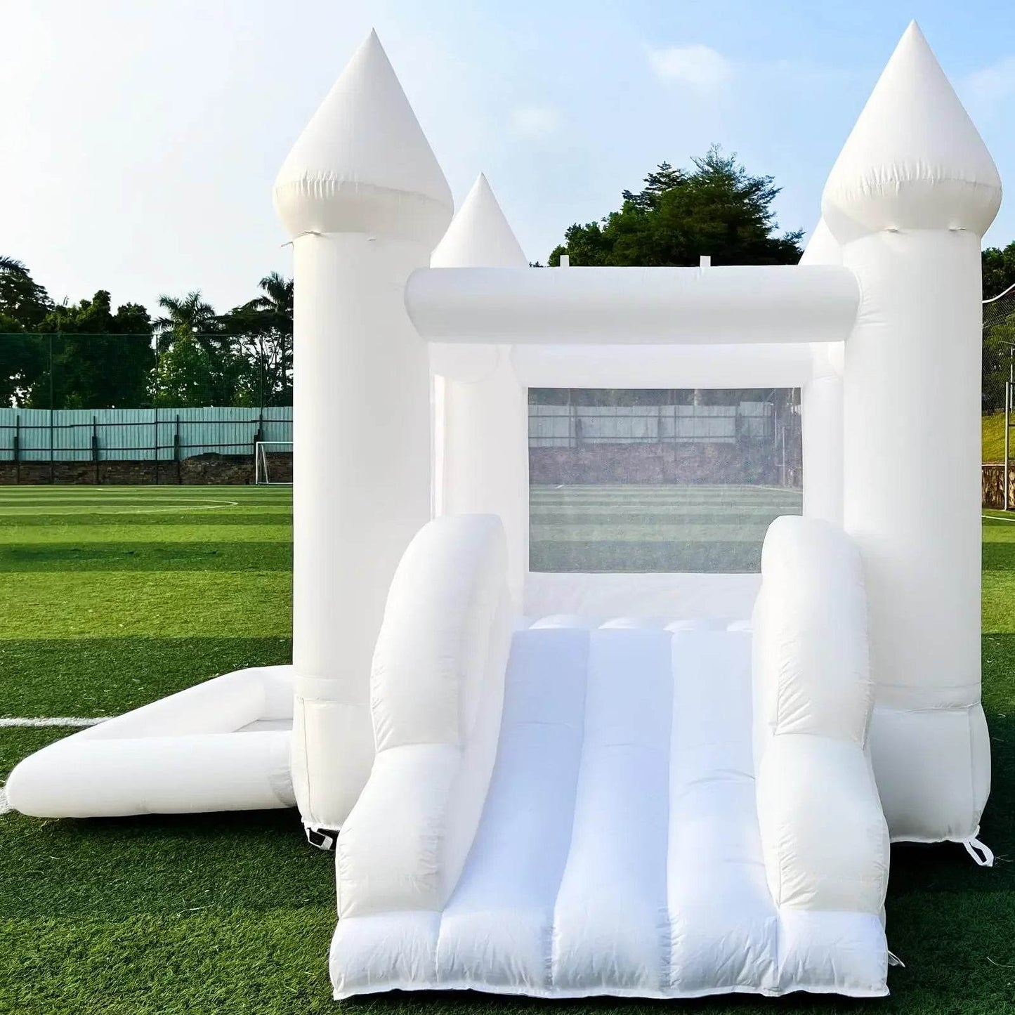 White Inflatable Castle With Blower Trampoline Slide Ball Pit - ToylandEU