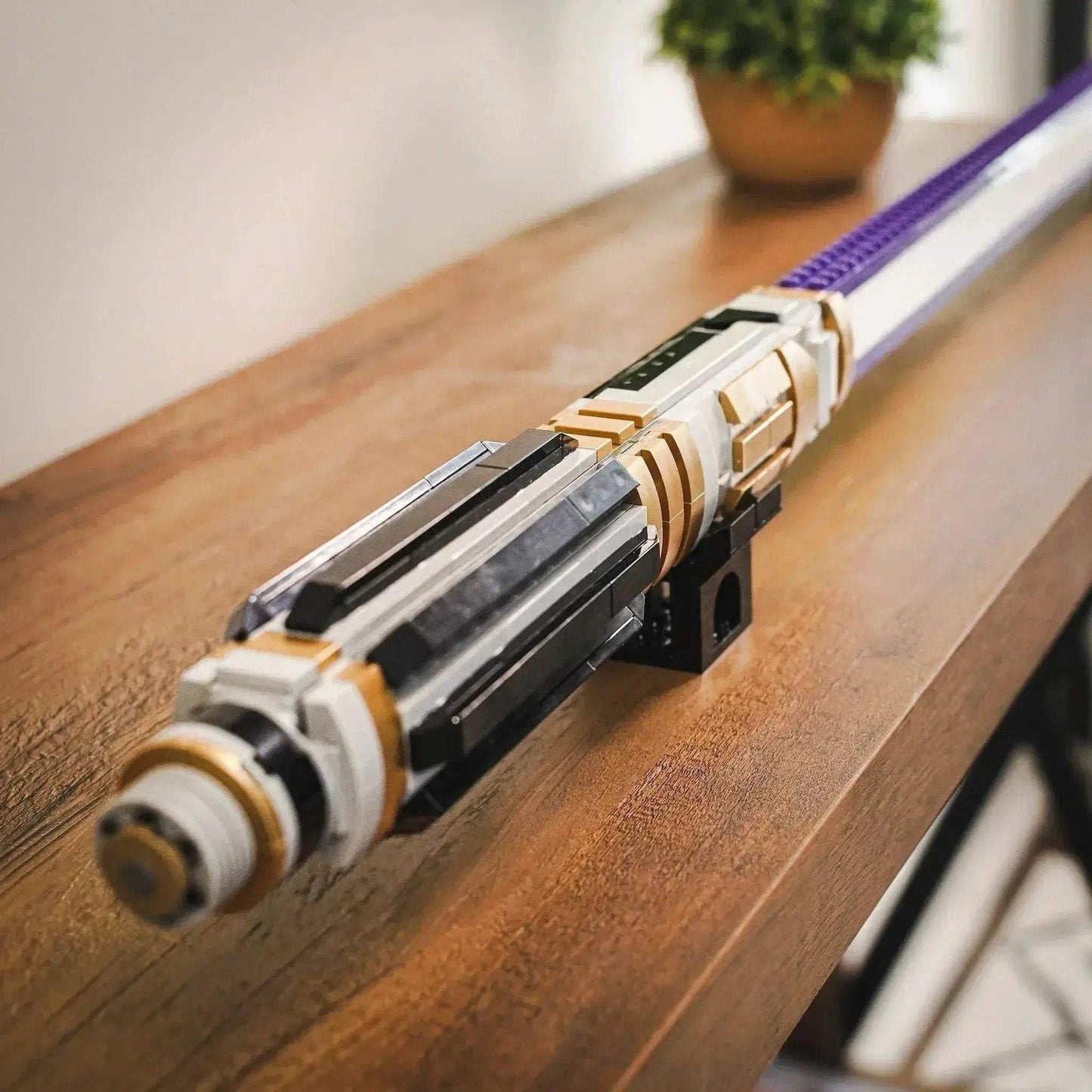 Lego Life-Size Saber Replica With Glowing Battle Ready Blade - ToylandEU