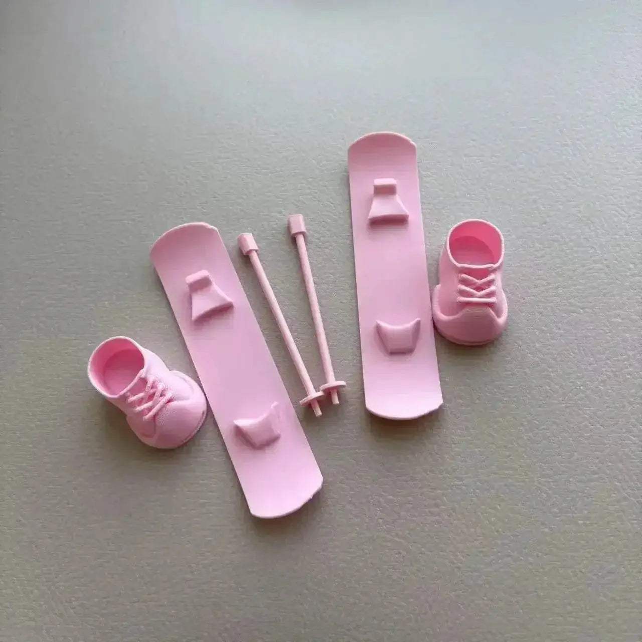  Cozy 17cm Doll Accessories Ski Snowboard Toyland EU -  ToylandEU™
