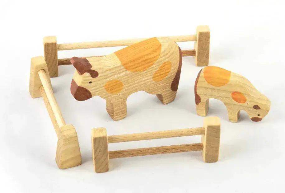 Wooden Animal Fence for Pretend Play Encourages Imaginative Farm Fun - ToylandEU
