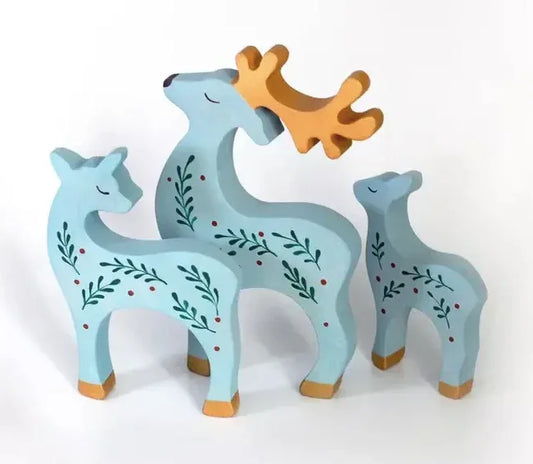 Wooden Deer Figurine Toy For Imaginative Play And Learning - ToylandEU