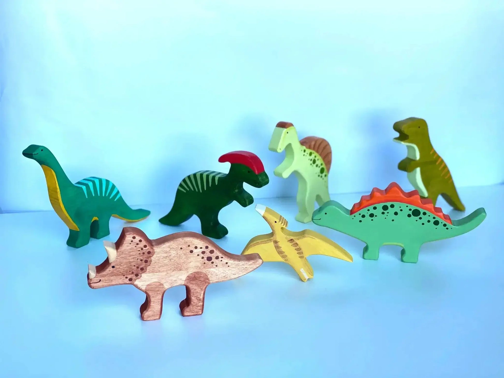 Wooden Dinosaur Set Of 7 For Safe Imaginative Play - ToylandEU
