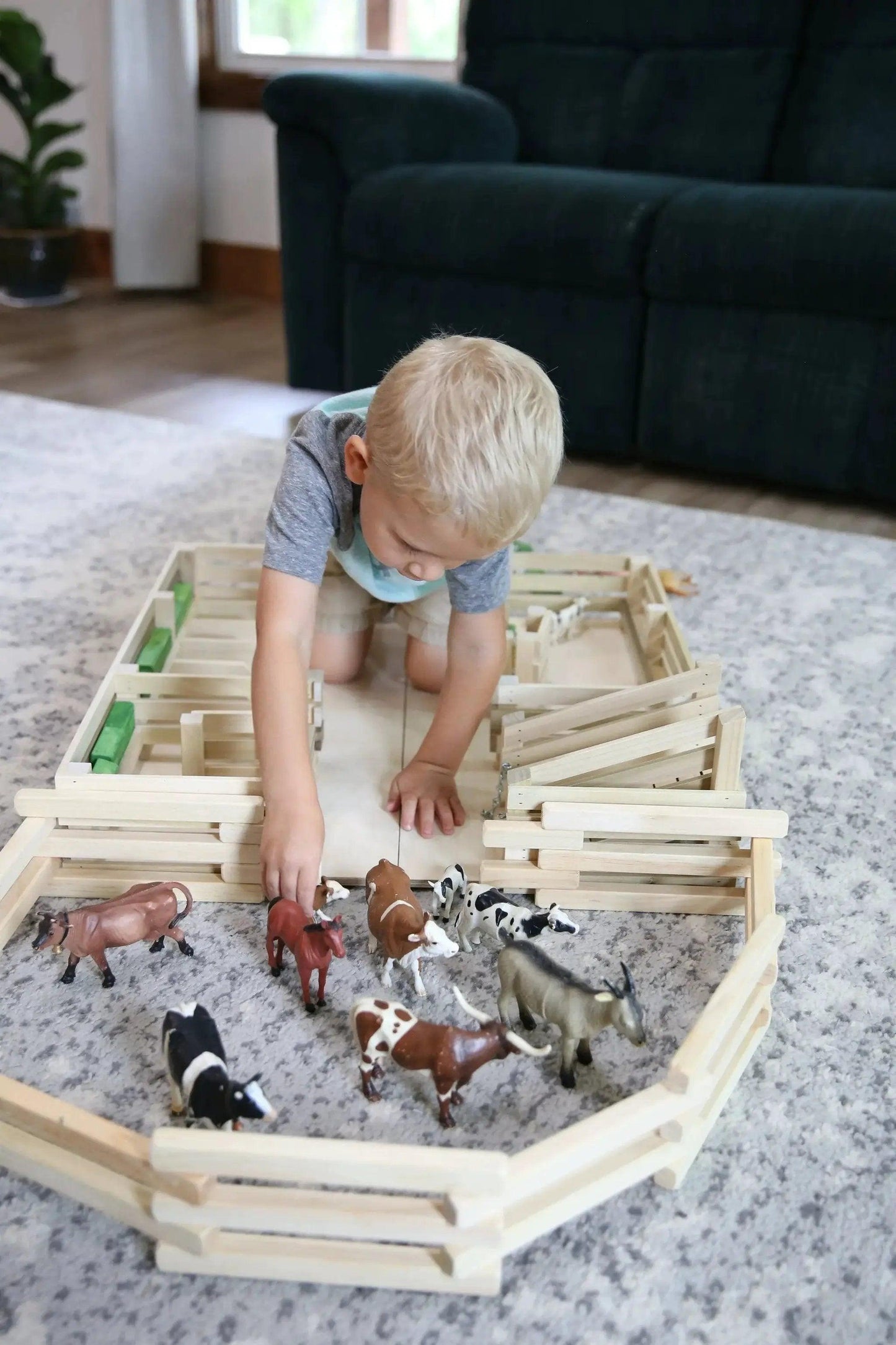  Wooden Folding Corral Fence Toy, 68" Long, Amish-Made Quality -  ToylandEU™