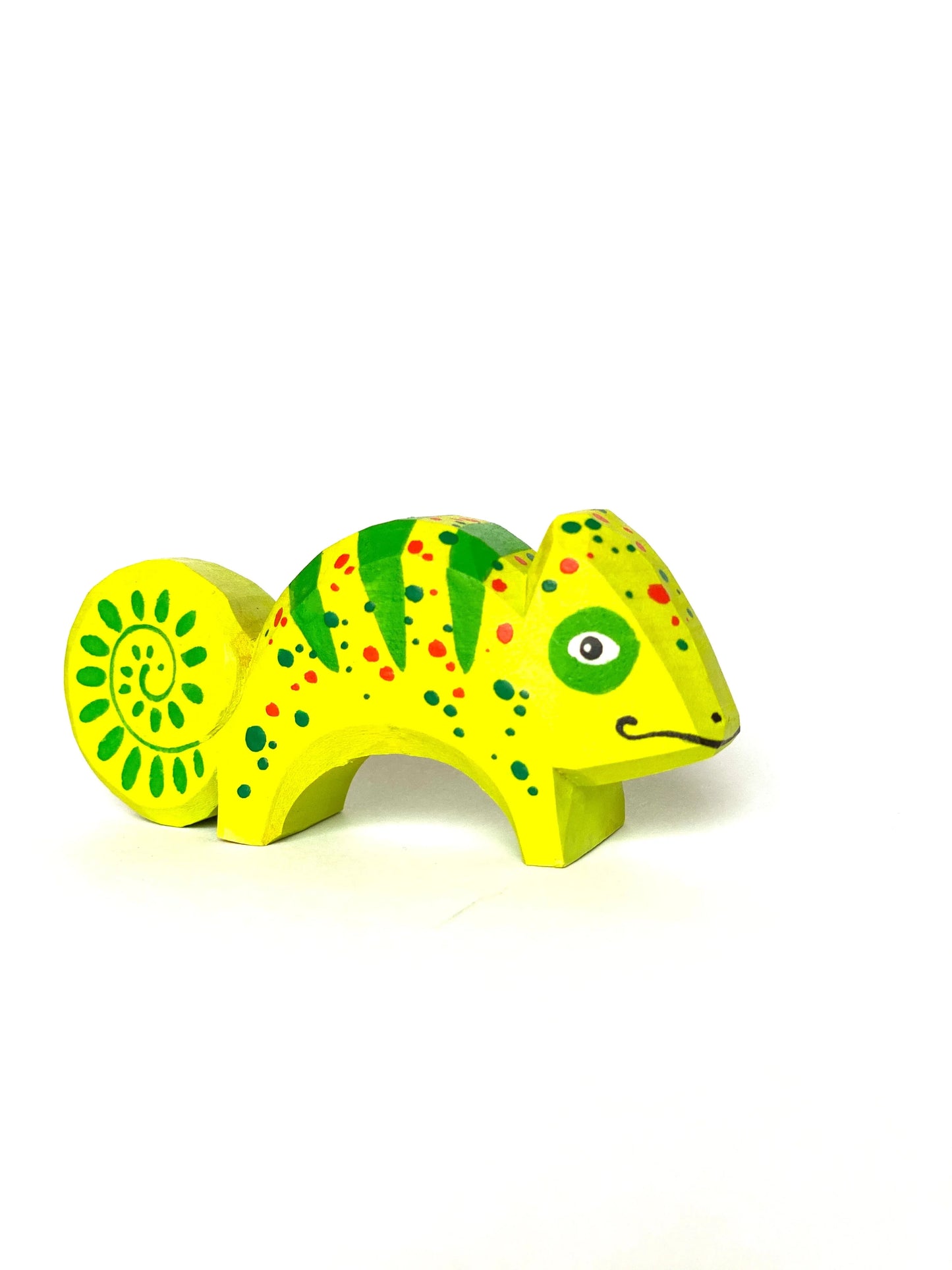 Wooden Hand Carved Chameleon Toy For Imaginative Rainforest Play - ToylandEU