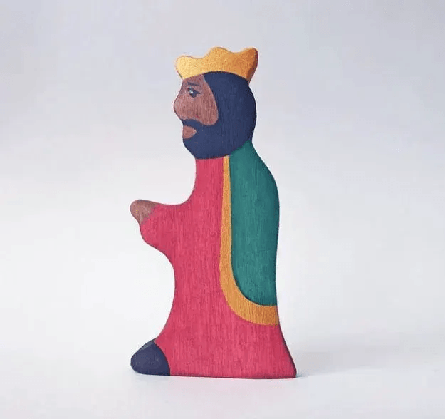  Wooden King and Queen Figures Waldorf Handcrafted Set -  ToylandEU™