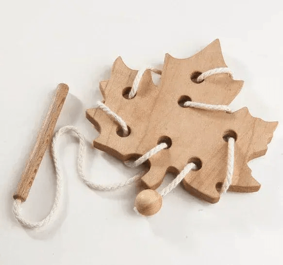  Wooden Lacing Toy Maple Leaf Handmade Fine Motor -  ToylandEU™