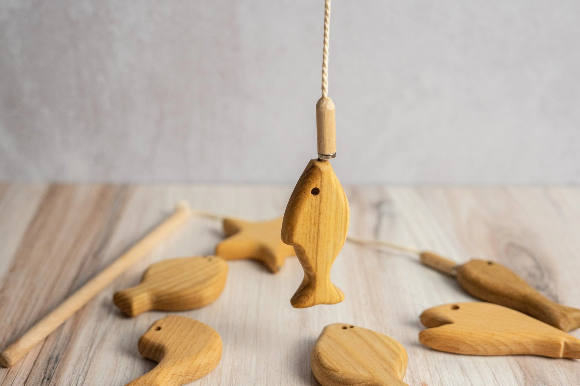 Wooden Magnetic Fishing Game For Kids Develops Fine Motor Skills - ToylandEU