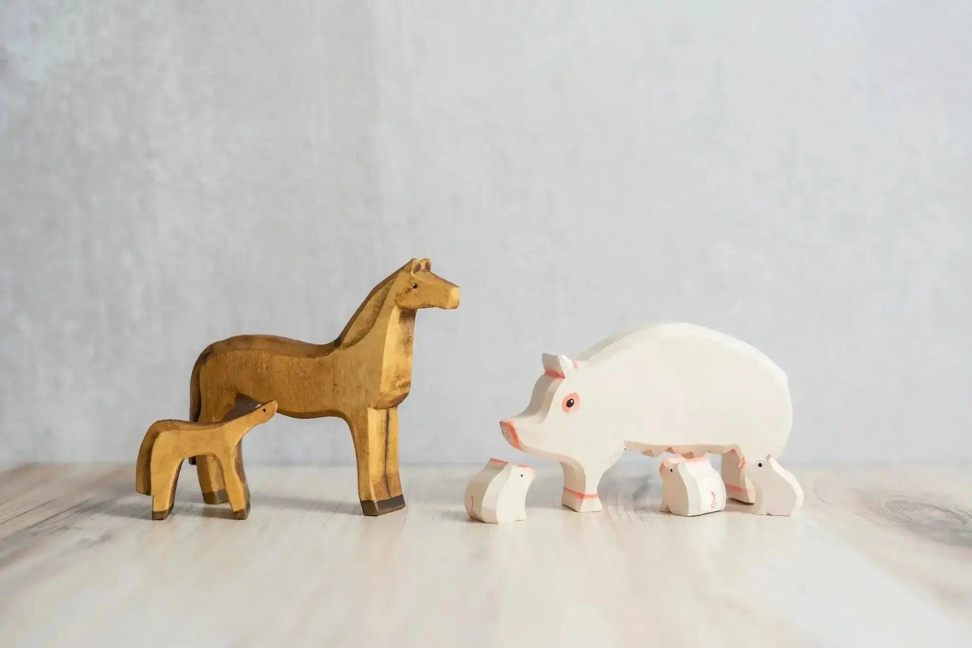  Wooden Pig Puzzle Set Hand Carved With Three Piglets -  ToylandEU™