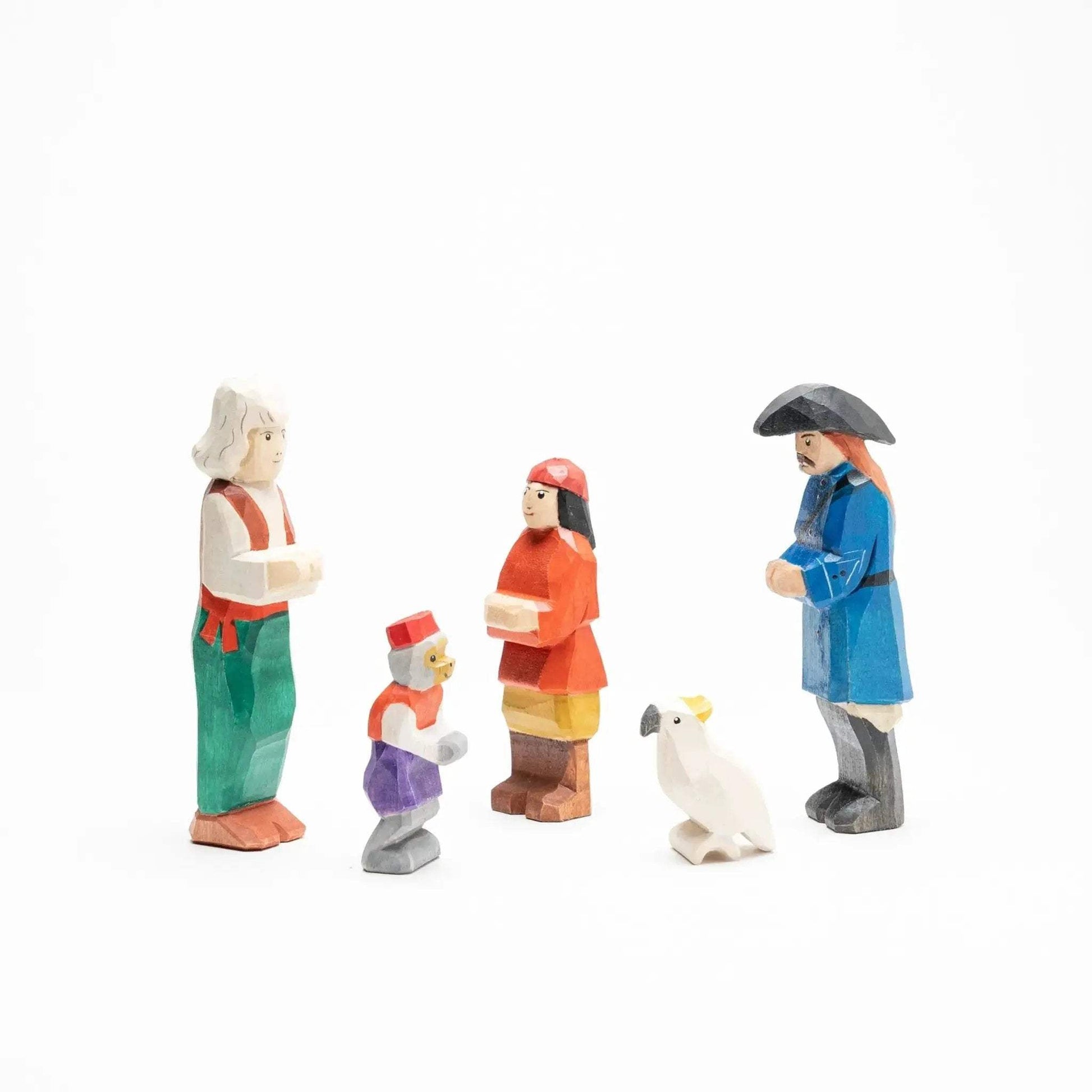 Wooden Pirate Figurines With Parrot And Monkey For Imaginative Play - ToylandEU