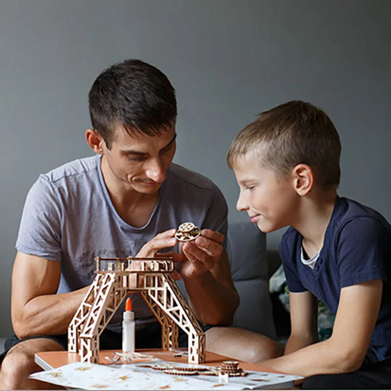 Wooden Robot 3D Puzzle Kit For DIY STEM Fun Educational - ToylandEU