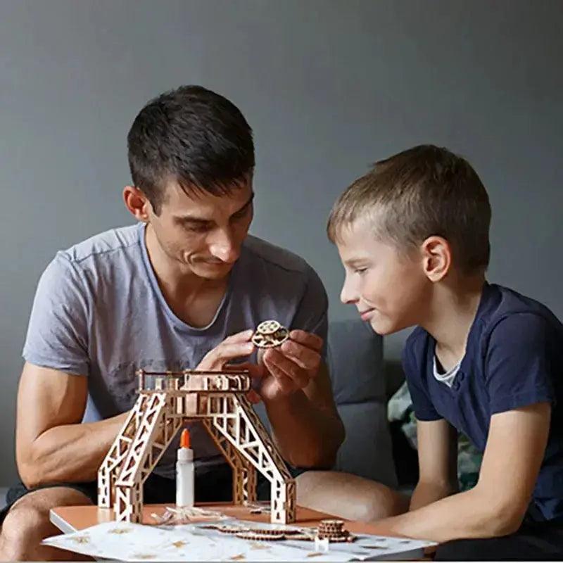  Wooden Robot 3D Puzzle Kit Hands On STEM Fun -  ToylandEU™