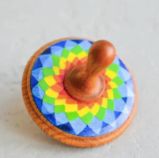 Ancient Wooden Spinning Top Toy With Balanced Inertia - ToylandEU