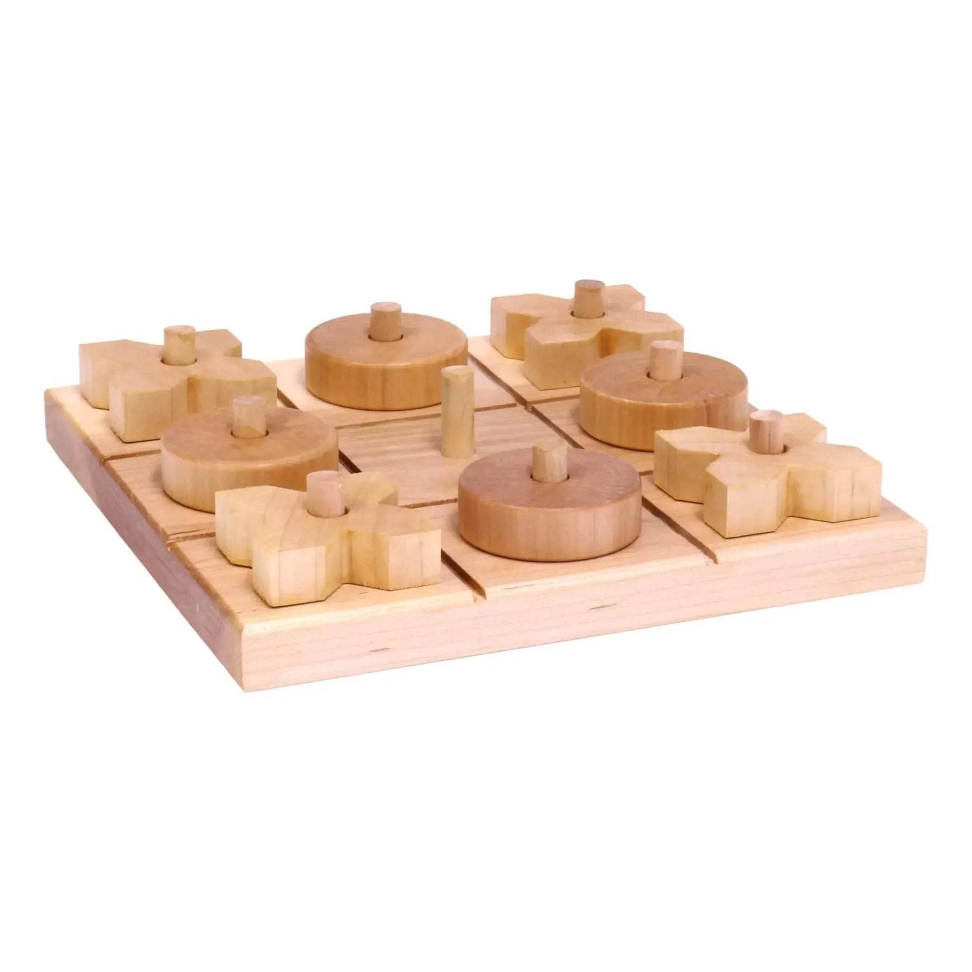 Wooden Tic Tac Toe Game With 8 Wooden X and O Game Pieces, Amish Made - ToylandEU