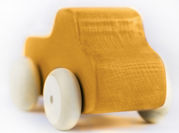 Wooden Truck With Movable Wheels And Back Compartment - ToylandEU