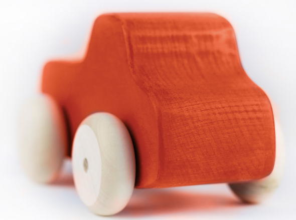 Wooden Truck With Movable Wheels And Back Compartment - ToylandEU