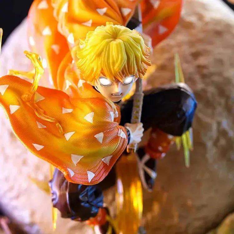 Zenitsu Agatsuma Demon Slayer LED Illuminated Figure Thunderclap Pose - ToylandEU
