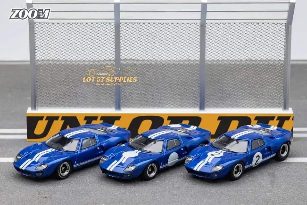 Zoom Ford GT40 MK1 Blue White Stipe #2 1:64 - ToylandEU