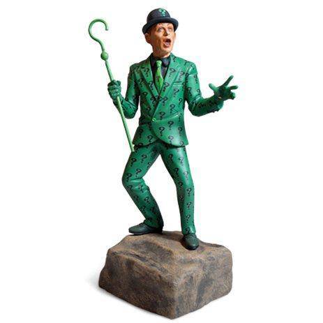 Batman 1966 Riddler 1:8 Scale Model Kit With Display Base