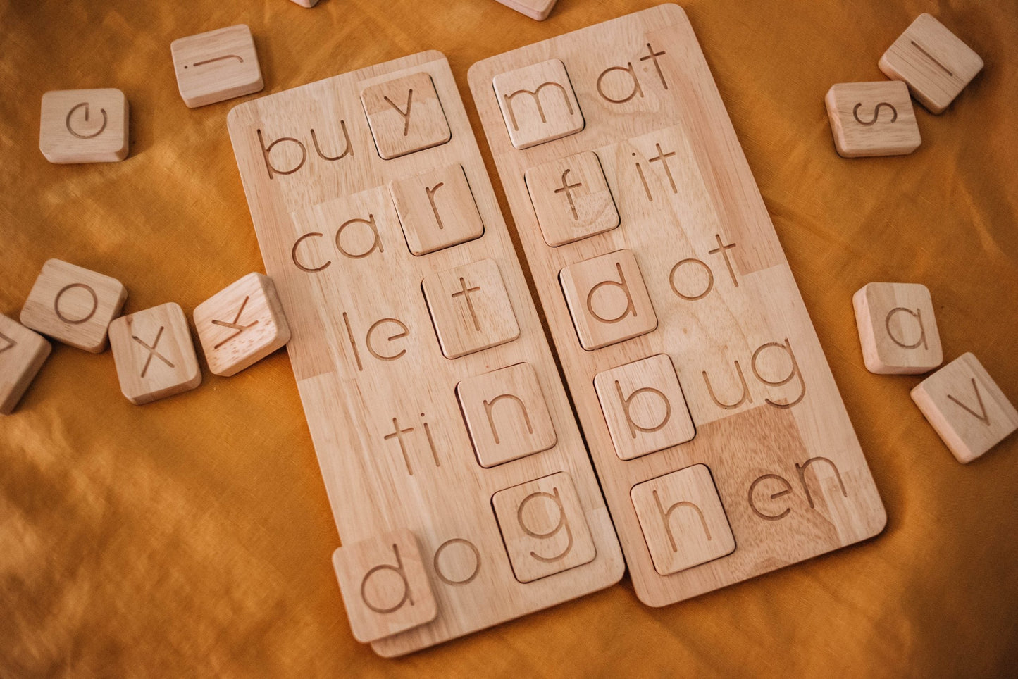 QToys Australia (USA) CVC DUAL BOARDS - Wooden CVC Word Boards for Learning Phonics - ToylandEU