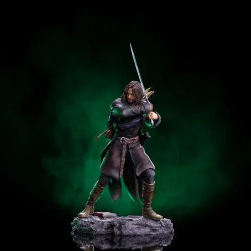 Aragorn Lord of the Rings Statue with Dynamic Pose