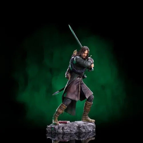 Aragorn Lord of the Rings Statue with Dynamic Pose