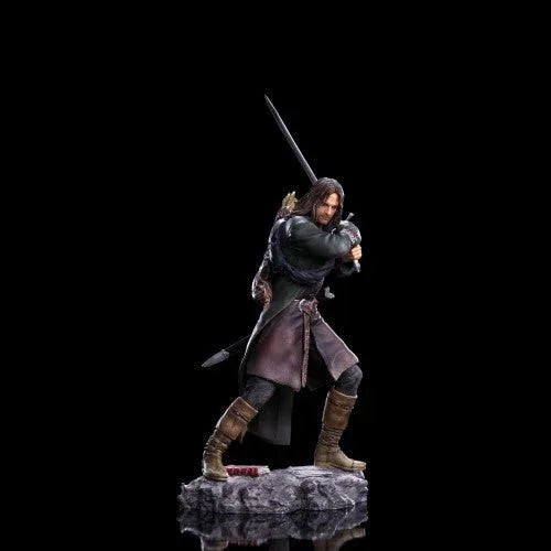 Aragorn Lord of the Rings Statue with Dynamic Pose