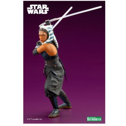 Ahsoka Tano Star Wars Statue With Magnetic Feet Display