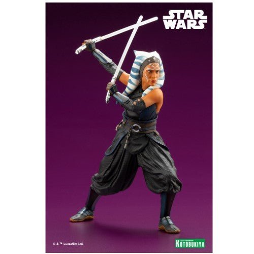 Ahsoka Tano Star Wars Statue With Magnetic Feet Display