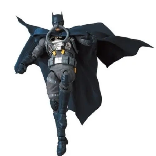 Batman Hush Stealth Jumper MAFEX Action Figure With Fabric Cape