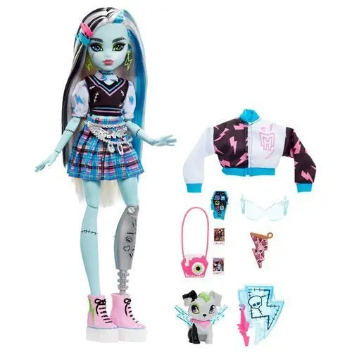 Monster High Doll Clawdeen Wolf Fashion Set With Accessories